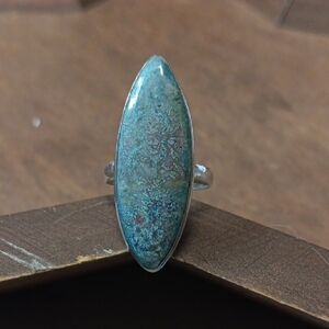 Elegant Silver and Blue Marquise Ring